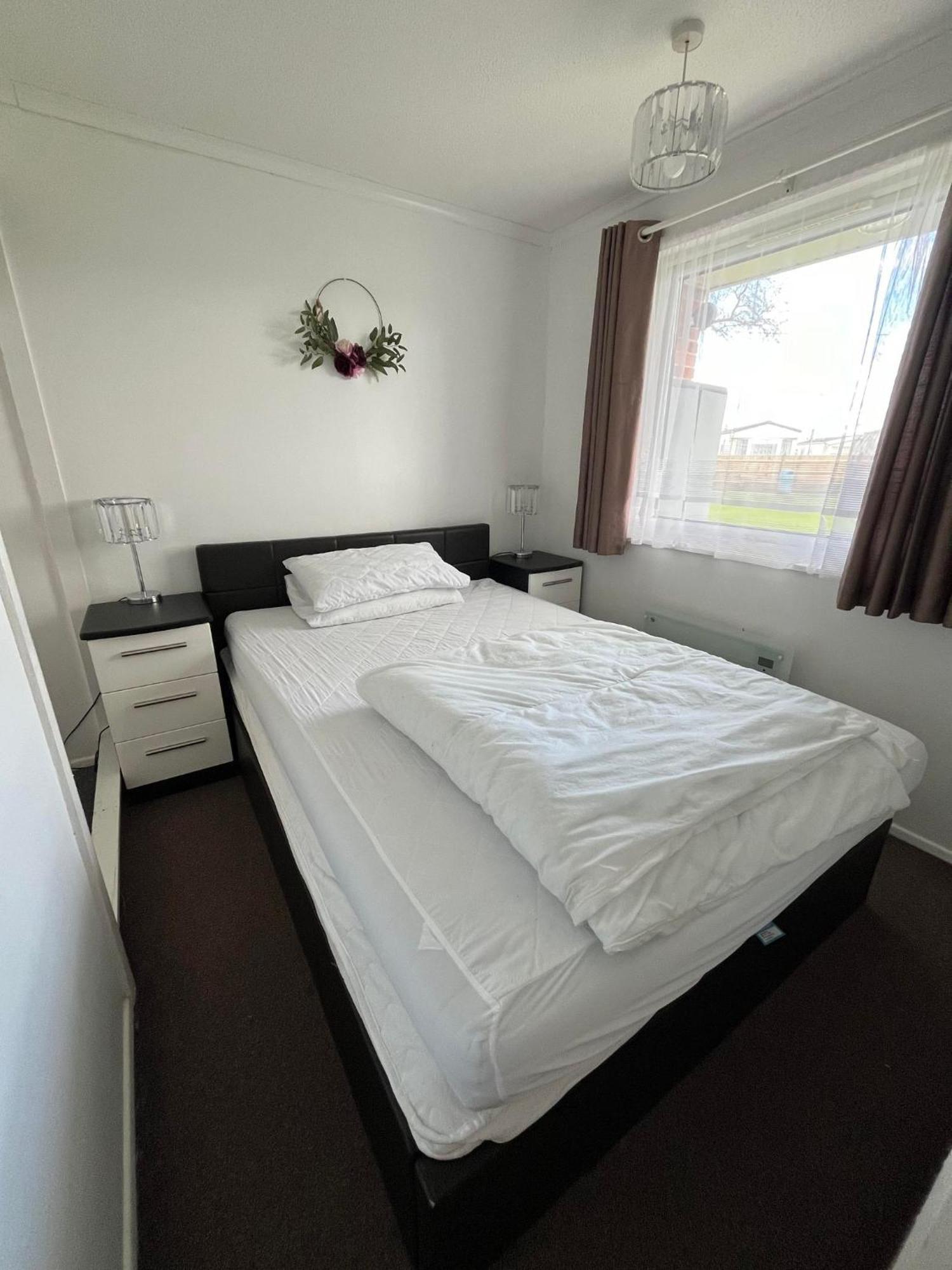 Signature, Scratby - Two Bed Chalet, Sleeps 7, Free Wi-Fi, Bed Linen And Towels Included, Pets Welcome And Onsite Entertainment Available Exteriér fotografie