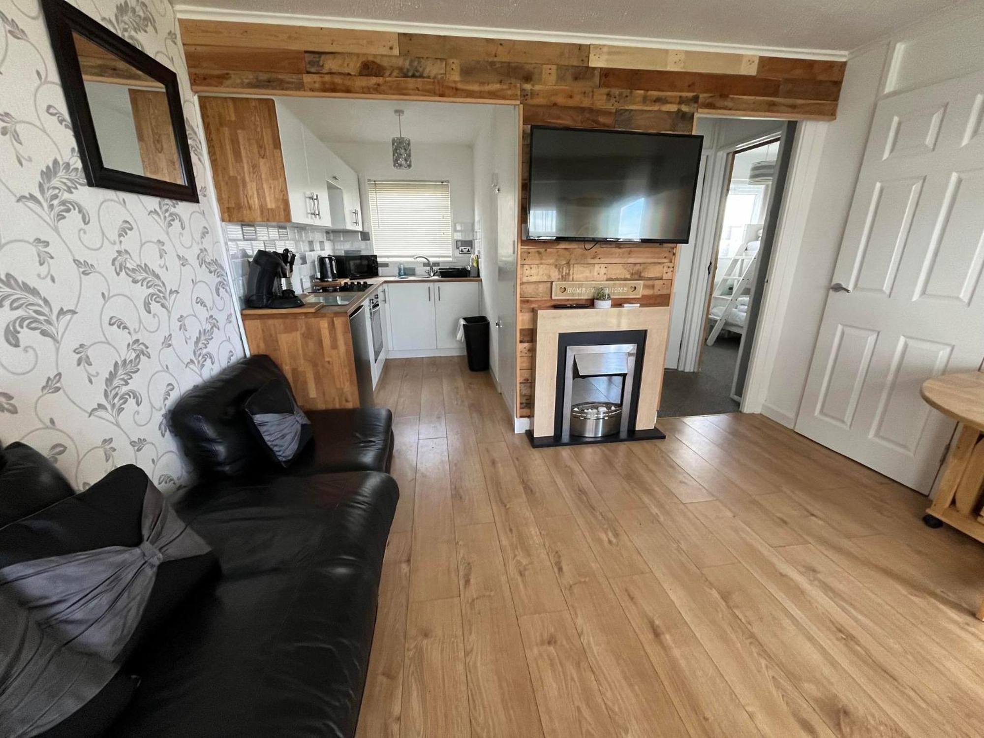 Signature, Scratby - Two Bed Chalet, Sleeps 7, Free Wi-Fi, Bed Linen And Towels Included, Pets Welcome And Onsite Entertainment Available Exteriér fotografie